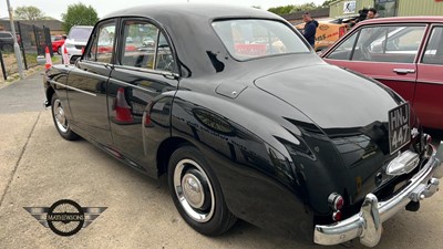 Lot 422 - 1953 WOLSELEY 4/44