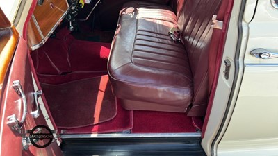 Lot 696 - 1961 ROVER 100