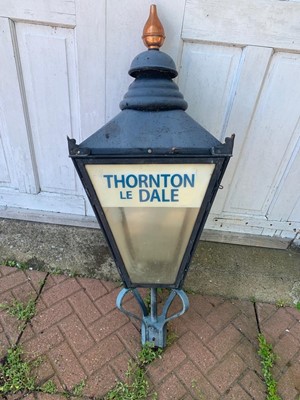 Lot 491 - THORNTON LE DALE RAILWAY LAMP