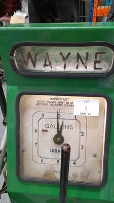 Lot 1 - ILLUMINATED WAYNE PETROL PUMP