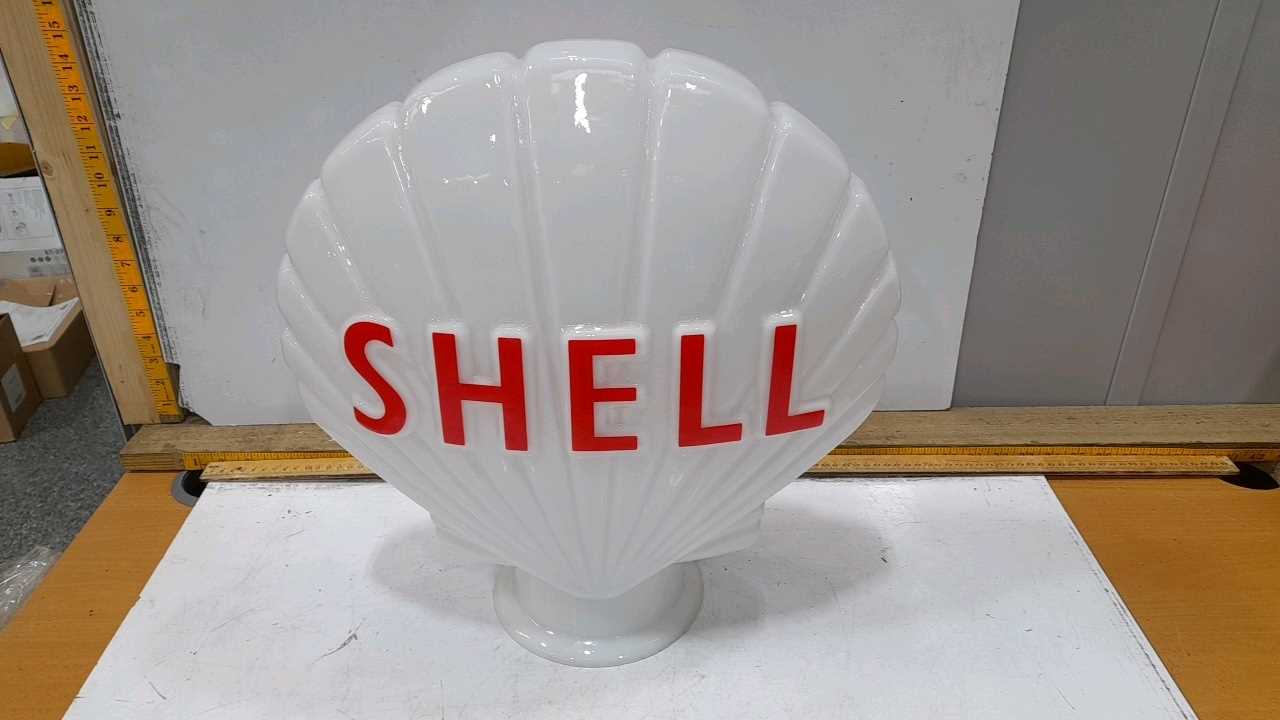 Lot 387 - WHITE SHELL PETROL GLOBE