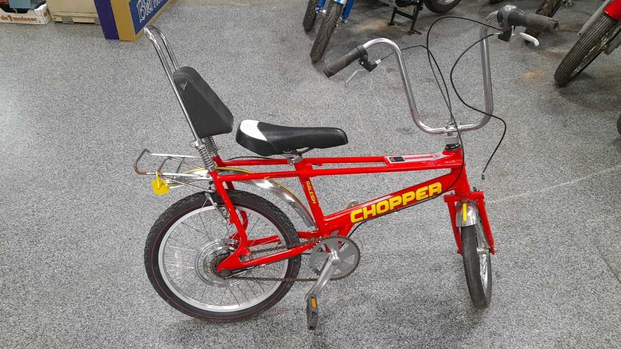 Lot 391 MK 3 RALEIGH CHOPPER 1 X MISSING PEDAL