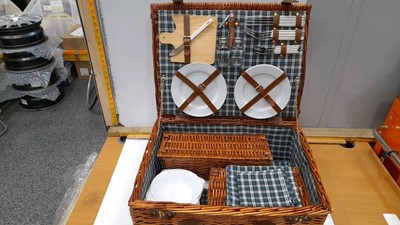 Lot 503 - WICKER PICNIC HAMPER