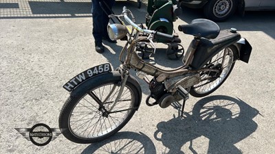 Lot 305 - 1964 RALEIGH RUNABOUT