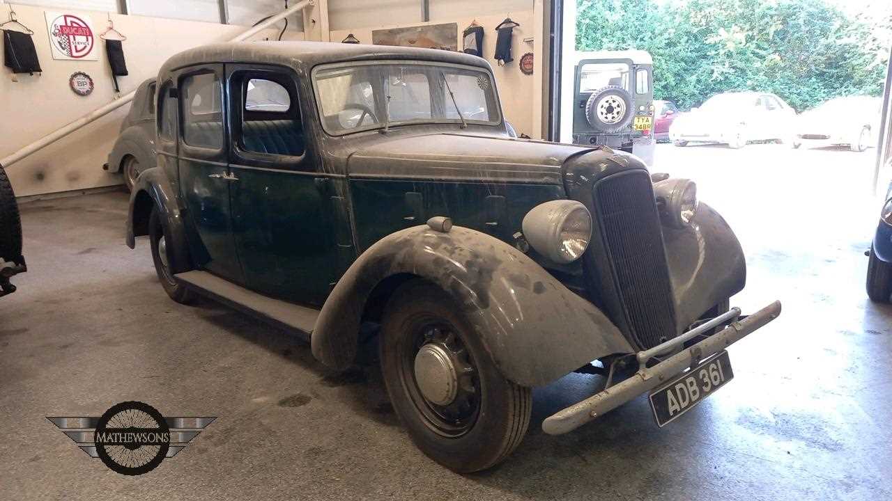 Lot 196 - 1938 AUSTIN SALOON