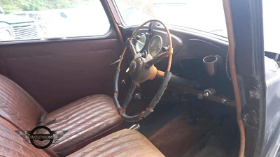 Lot 430 - 1947 MORRIS 8