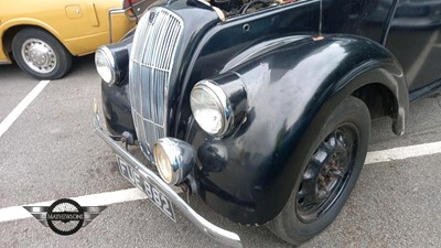 Lot 430 - 1947 MORRIS 8