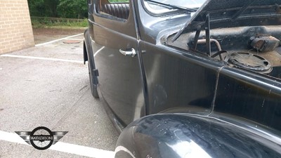 Lot 430 - 1947 MORRIS 8