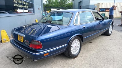 Lot 396 - 1998 DAIMLER DOUBLE SIX LONG WHEEL BASE