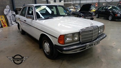 Lot 418 - 1982 MERCEDES 230 E AUTO