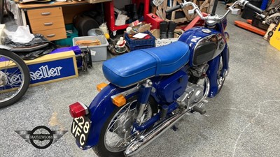 Lot 72 - 1964 HONDA C92