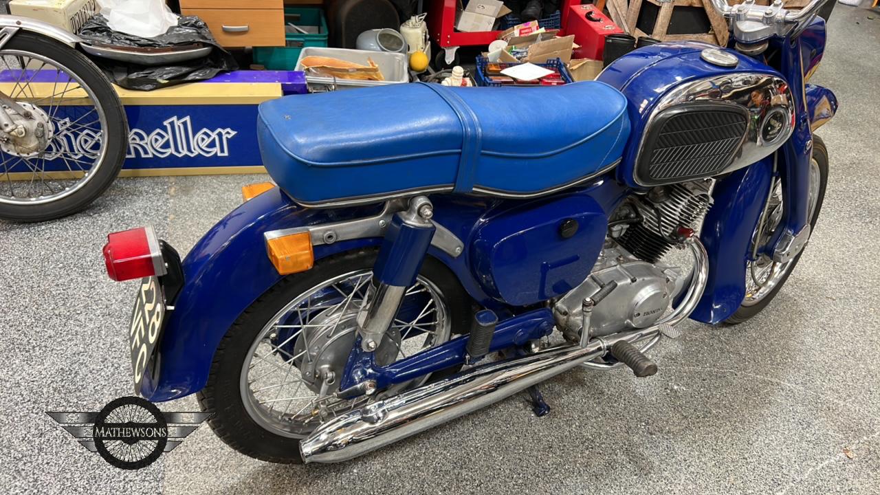 Lot 72 1964 HONDA C92