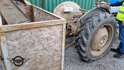 Lot 352 - MASSEY FERGUSON TIPPER