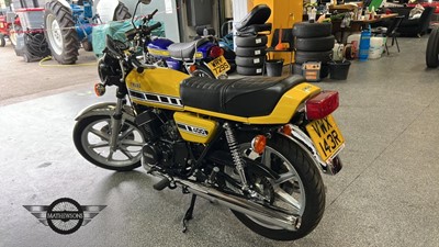 Lot 674 - 1976 YAMAHA RD400D