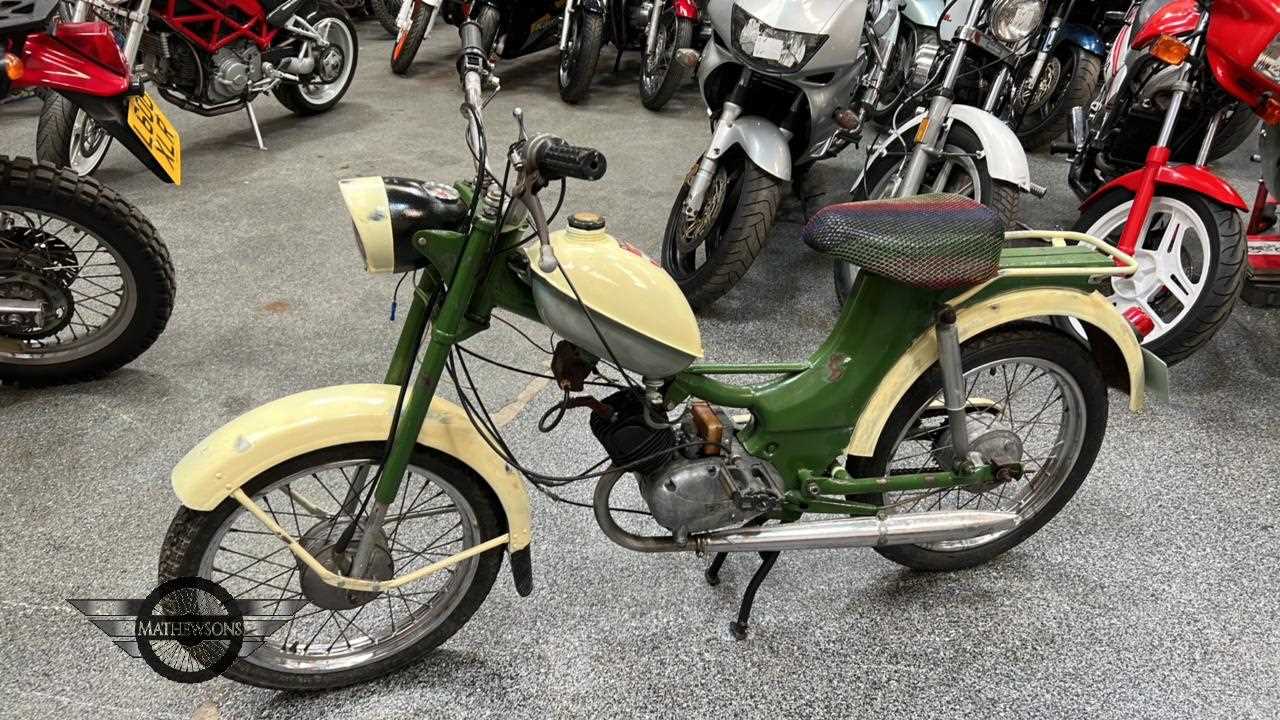 Lot 14 - 1970 RIGA 4