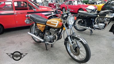 Lot 252 - 1974 SUZUKI GT185