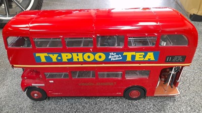 Lot 469 - ROUTEMASTER BUS SCALE MODEL COMPLETE AND IN WORKING ORDER 27" X 14.5" X 8"