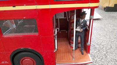 Lot 469 - ROUTEMASTER BUS SCALE MODEL COMPLETE AND IN WORKING ORDER 27" X 14.5" X 8"