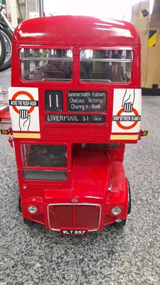 Lot 469 - ROUTEMASTER BUS SCALE MODEL COMPLETE AND IN WORKING ORDER 27" X 14.5" X 8"