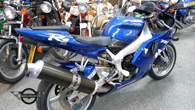 Lot 381 - 1999 YAMAHA YZF-R1