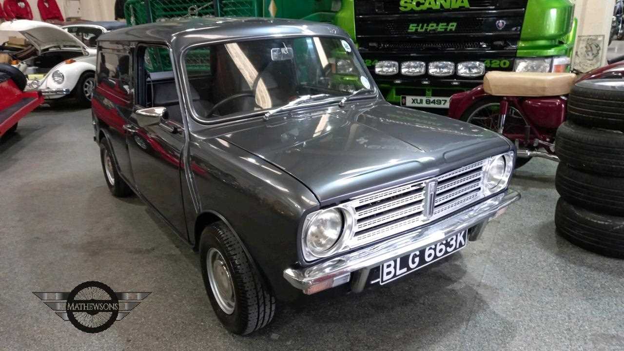 Lot 56 - 1971 AUSTIN MINI CLUBMAN