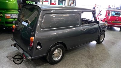 Lot 56 - 1971 AUSTIN MINI CLUBMAN