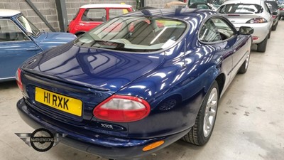 Lot 16 - 2000 JAGUAR XKR AUTO