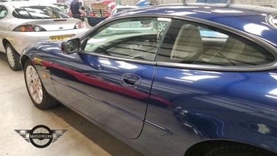 Lot 16 - 2000 JAGUAR XKR AUTO