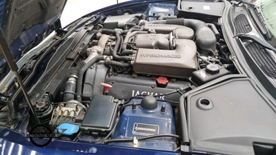 Lot 16 - 2000 JAGUAR XKR AUTO