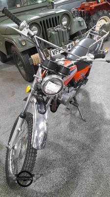 Lot 400 - 1974 SUZUKI