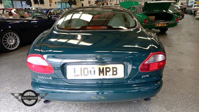 Lot 354 - 2000 JAGUAR XK8 COUPE AUTO