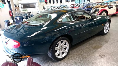 Lot 354 - 2000 JAGUAR XK8 COUPE AUTO