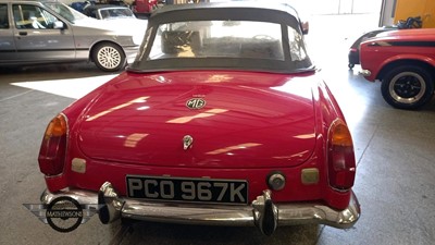 Lot 135 - 1971 MG B ROADSTER