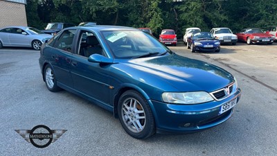 Lot 372 - 2002 VAUXHALL VECTRA SRI 130