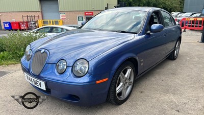 Lot 586 - 2005 JAGUAR S-TYPE V8 R AUTO