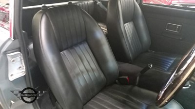 Lot 512 - 1972 MG B GT