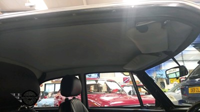 Lot 512 - 1972 MG B GT