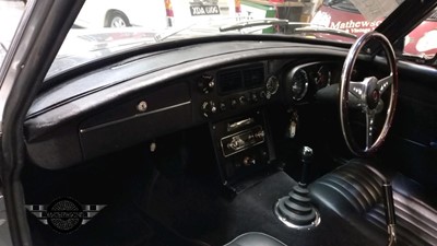 Lot 512 - 1972 MG B GT