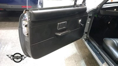 Lot 512 - 1972 MG B GT