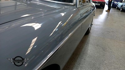 Lot 512 - 1972 MG B GT