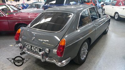 Lot 512 - 1972 MG B GT