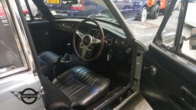 Lot 512 - 1972 MG B GT