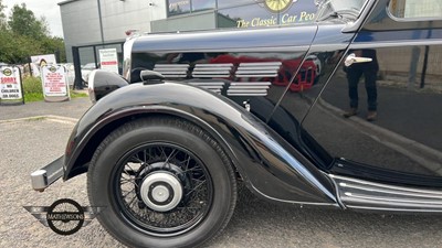 Lot 554 - 1936 MORRIS 10