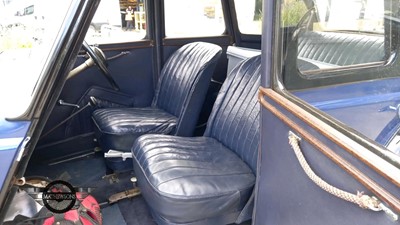 Lot 552 - 1937 MORRIS 10