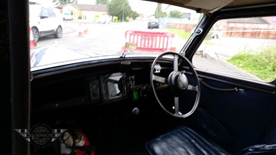 Lot 552 - 1937 MORRIS 10