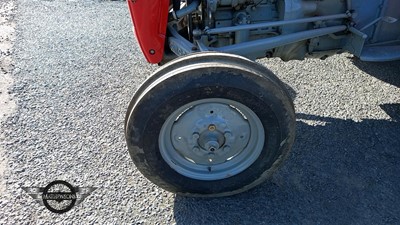 Lot 220 - 1962 MASSEY FERGUSON