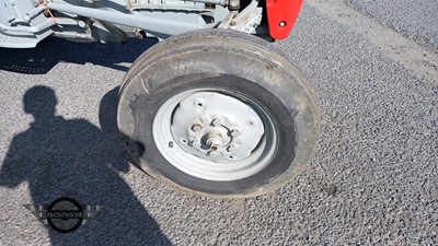 Lot 220 - 1962 MASSEY FERGUSON