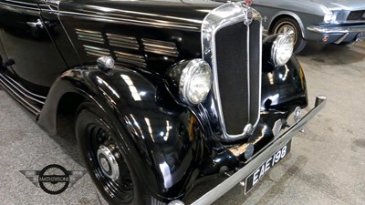 Lot 441 - 1937 MORRIS 12/4