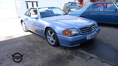 Lot 482 - 1993 MERCEDES 300SL AUTO