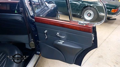 Lot 664 - 1967 JAGUAR MK11 240